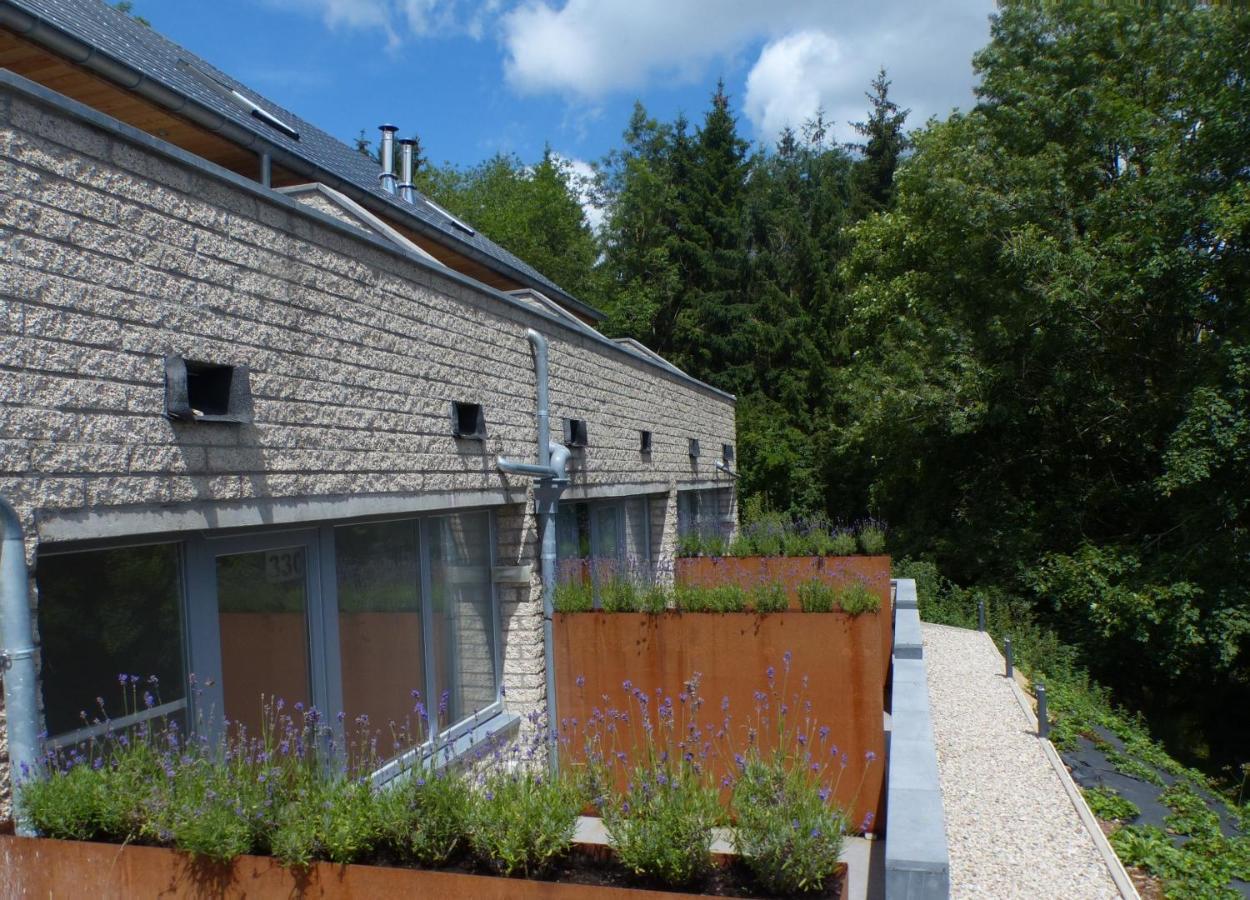 Les Terrasses De 333 Yellow Grey Apartment Malmedy